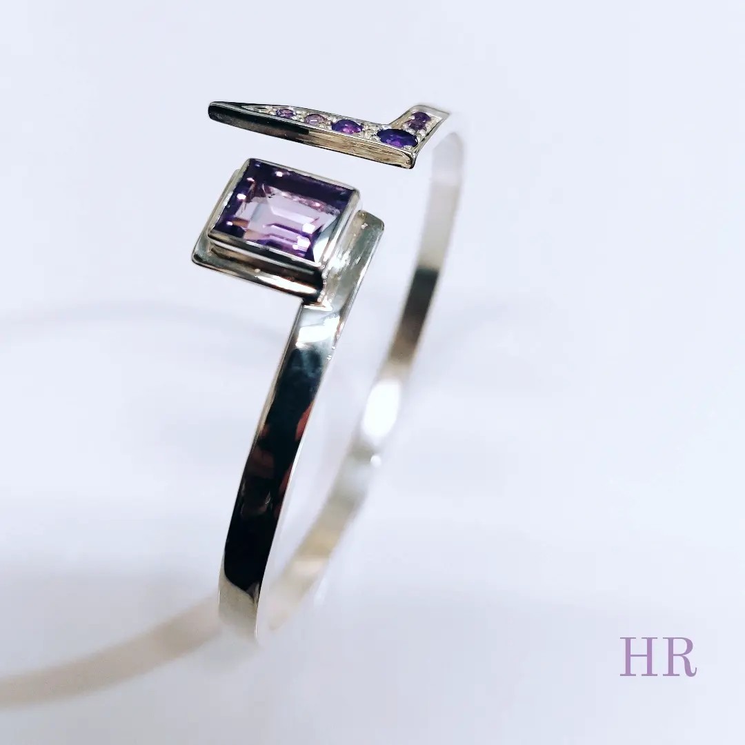 Bracelet argent et améthystes Bracelet argent et améthystes